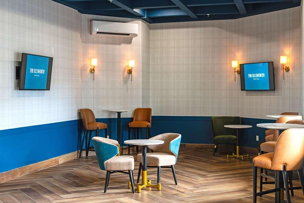 The Ellsworth Hotel, Ascend Hotel Collection Уилямс Ресторант снимка