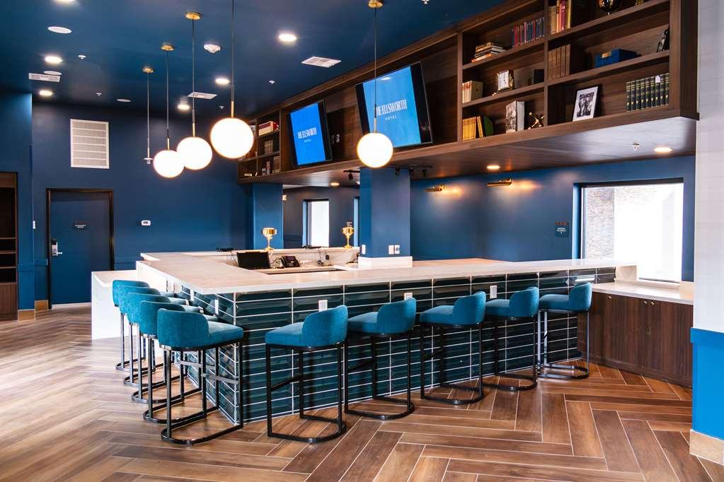 The Ellsworth Hotel, Ascend Hotel Collection Уилямс Ресторант снимка